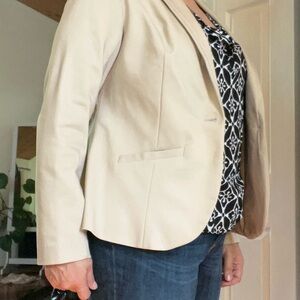 Lane Bryant Cream Blazer Tailored Suit Jacket, never worn without tags